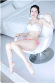 男生坤坤和女生坤坤放在一起动漫头像